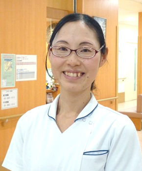作業療法士　小林朋枝